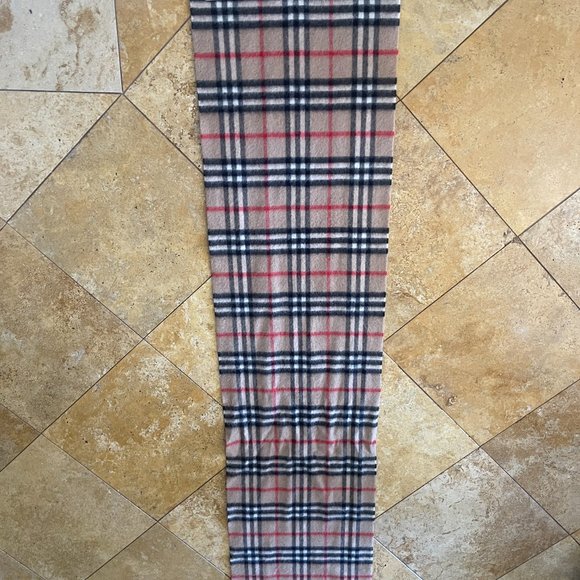 Burberry Traditional Checkered 100% Cashmere Medium Beige Scarf - Picture 6 of 11